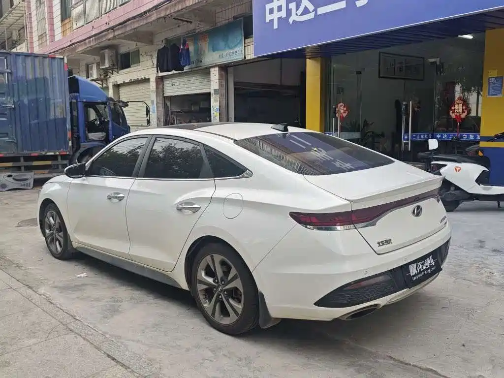 Hyundai Fista — миниатюра 9