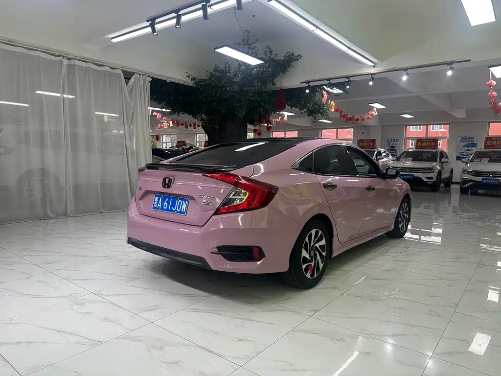 Honda Civic — миниатюра 4
