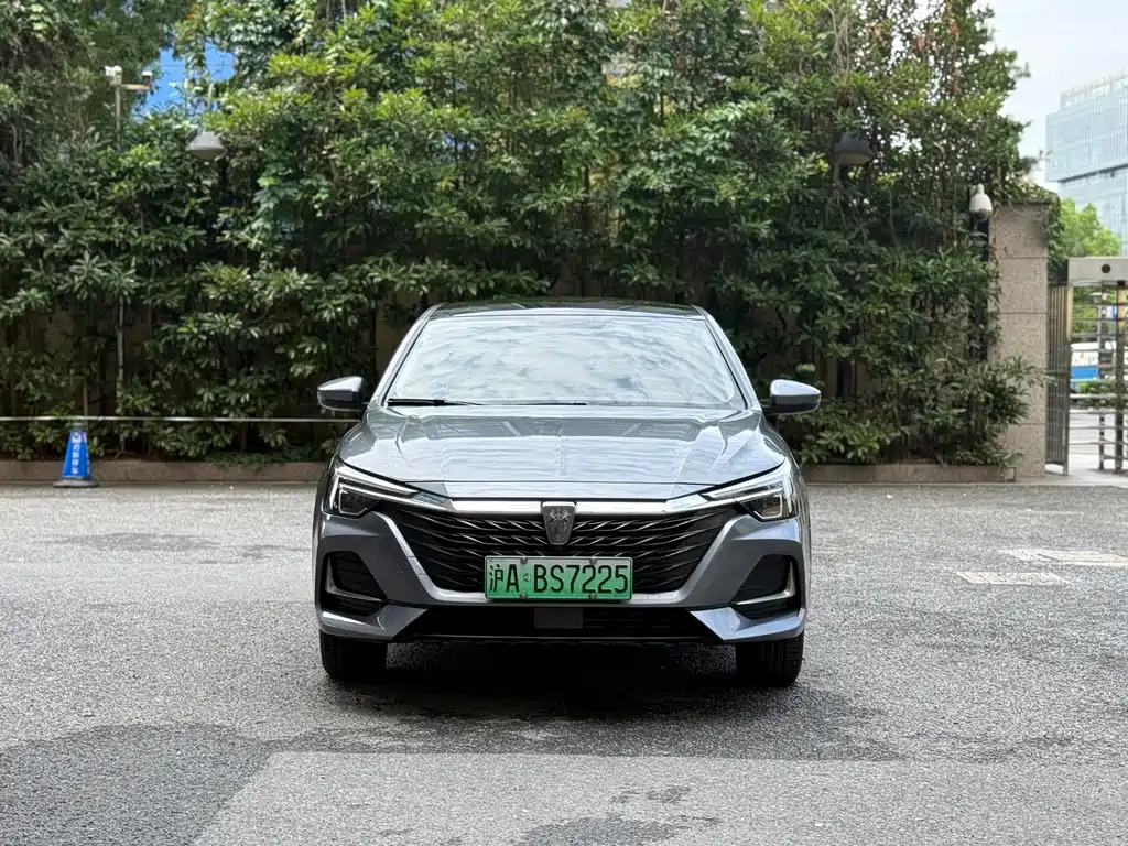 Roewe i6 MAX New Energy — миниатюра 2