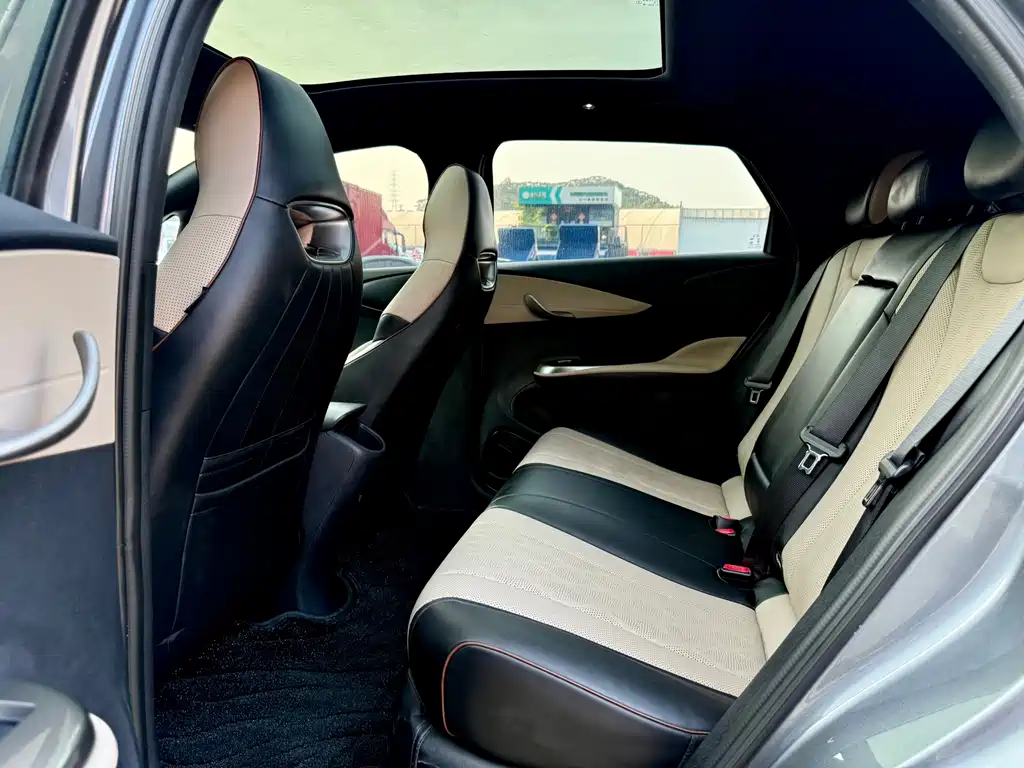 BYD Dolphin — миниатюра 9