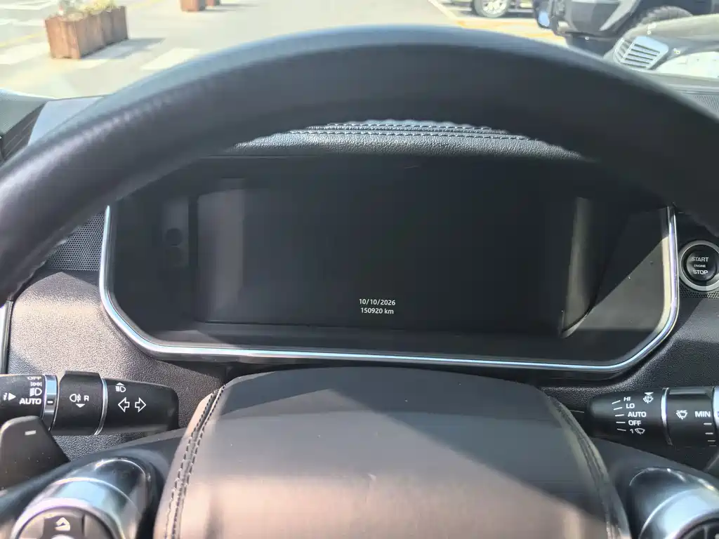 Land Rover Range Rover — миниатюра 15
