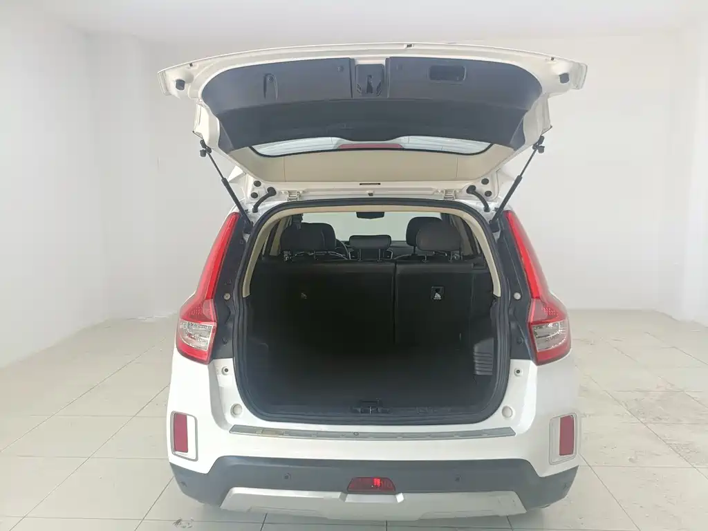 Geely Vision X6 — миниатюра 7