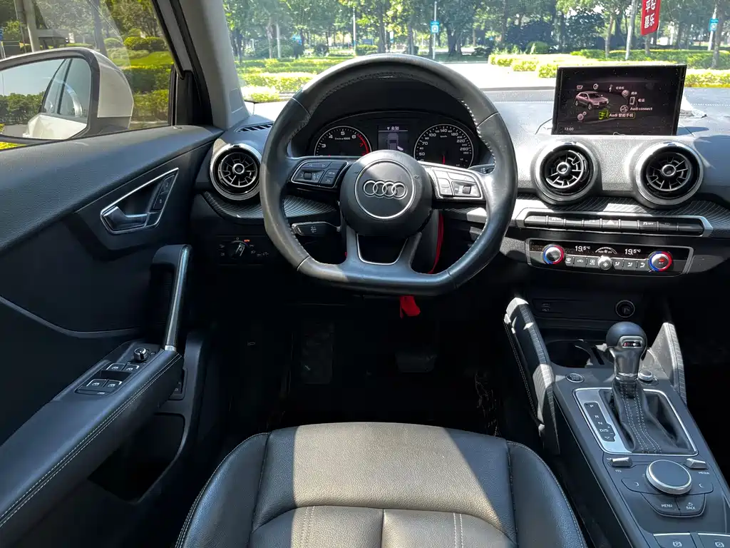 Audi Q2L — миниатюра 15