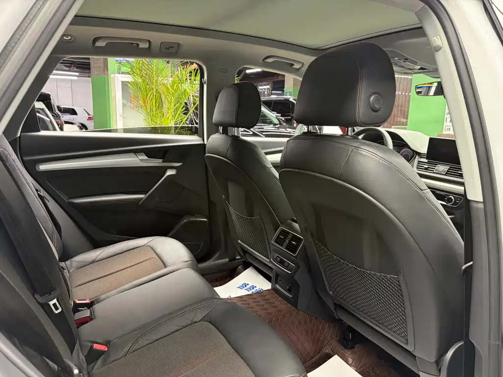 Audi Q5L — миниатюра 8