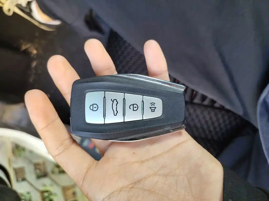 Geely Emgrand — миниатюра 12