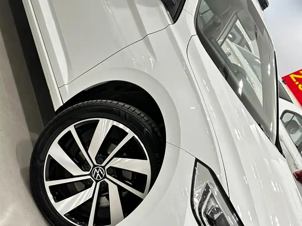 Volkswagen Sagitar — миниатюра 26
