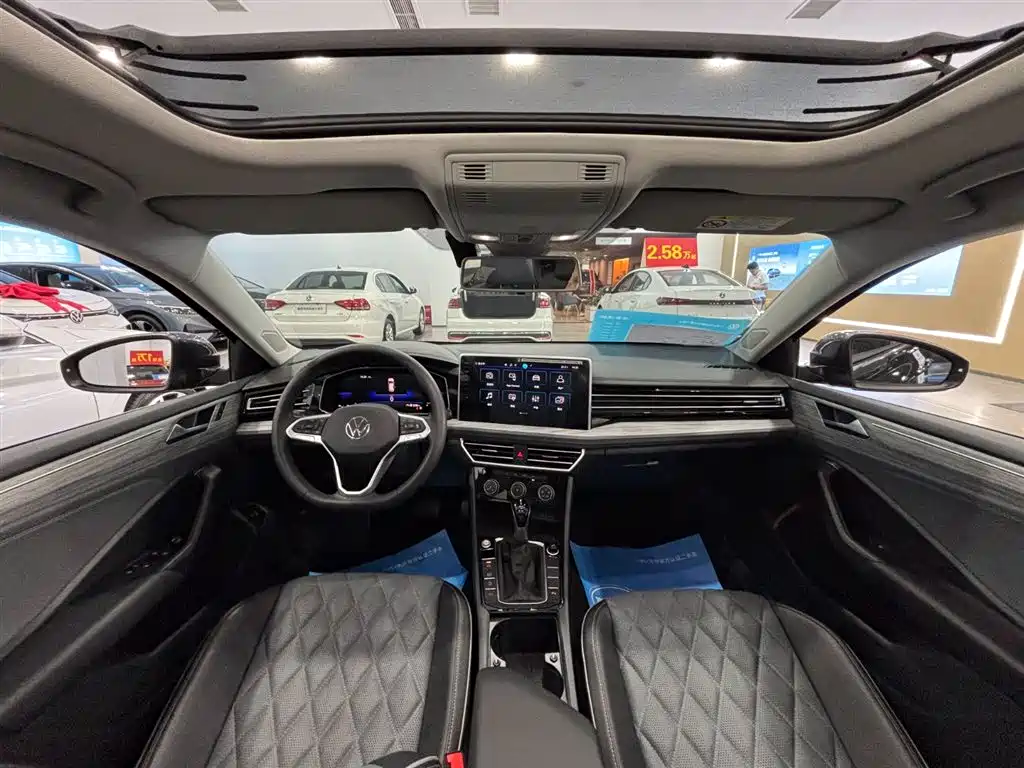 Volkswagen Sagitar — миниатюра 7