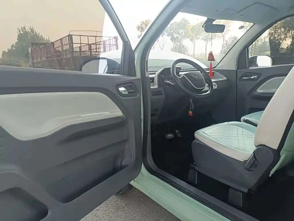 Wuling MINIEV — миниатюра 16