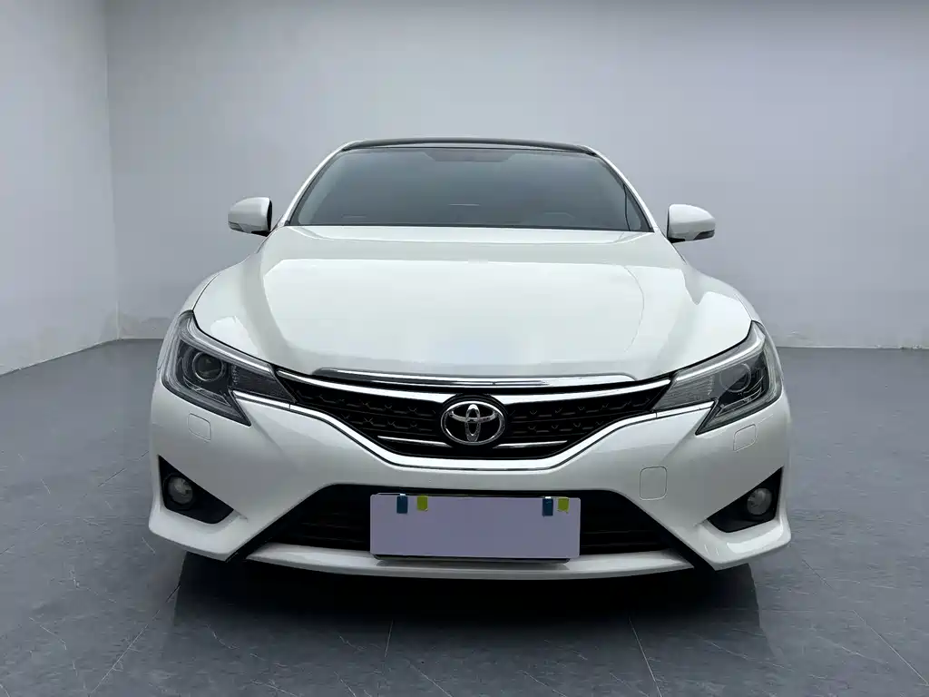 Toyota Reiz — миниатюра 2