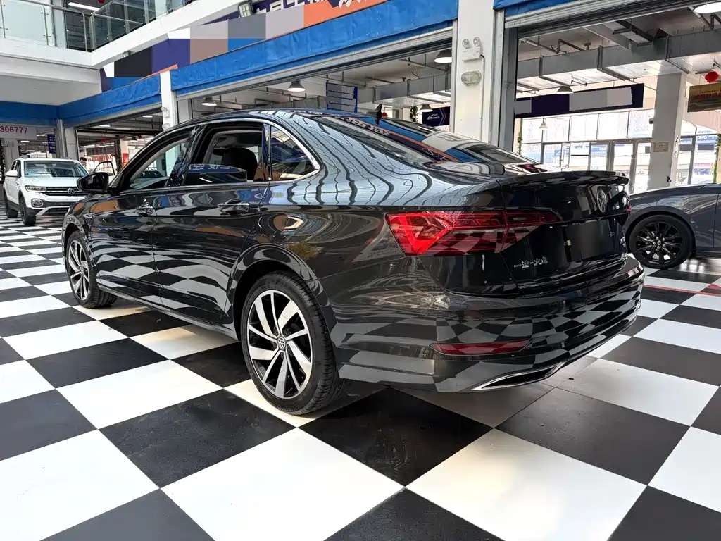 Volkswagen Sagitar — миниатюра 17