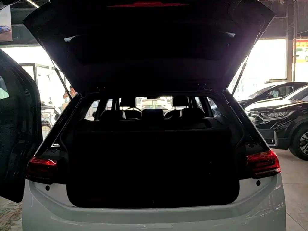 Volkswagen ID.3 — миниатюра 19