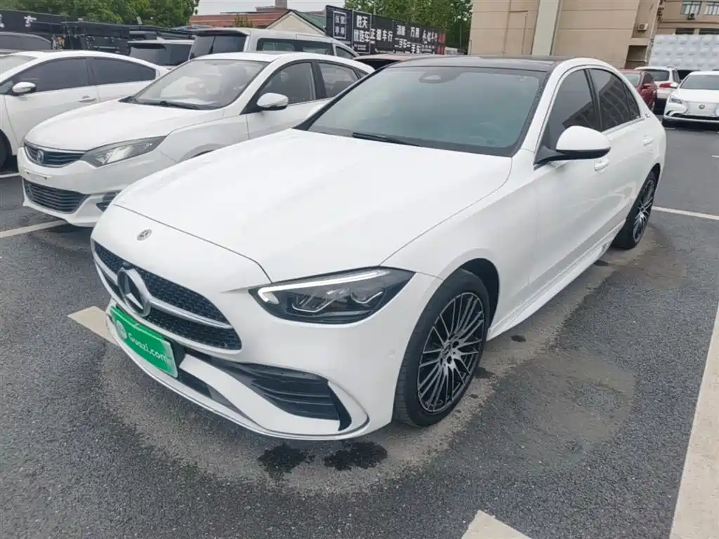Mercedes-Benz C-Class 2022