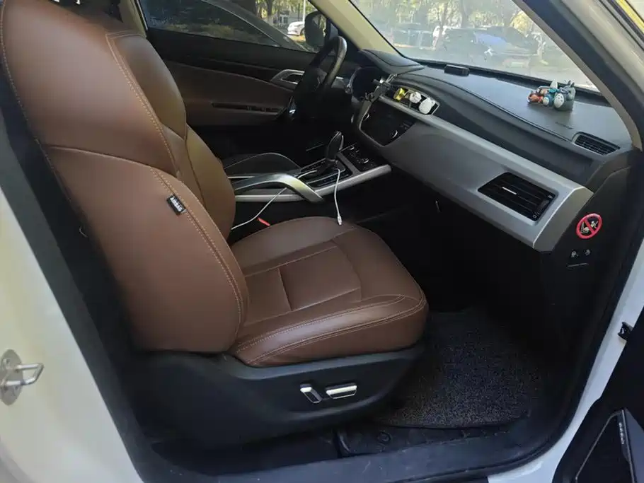 Geely Boyue — миниатюра 8