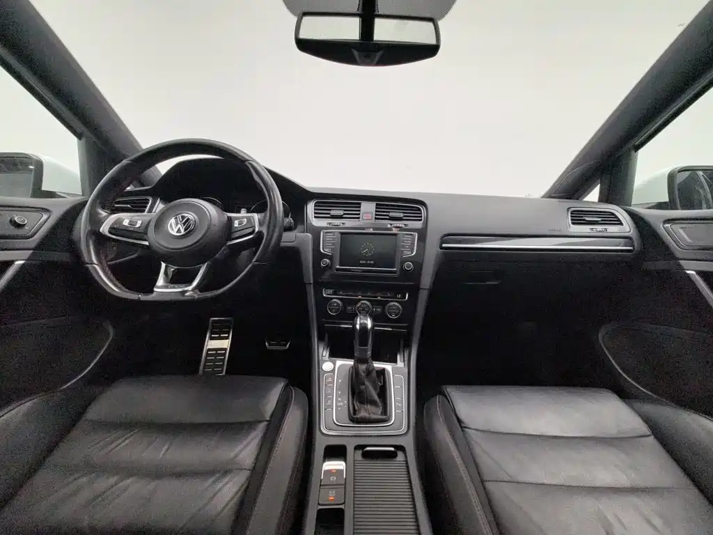 Volkswagen Golf GTI — миниатюра 5