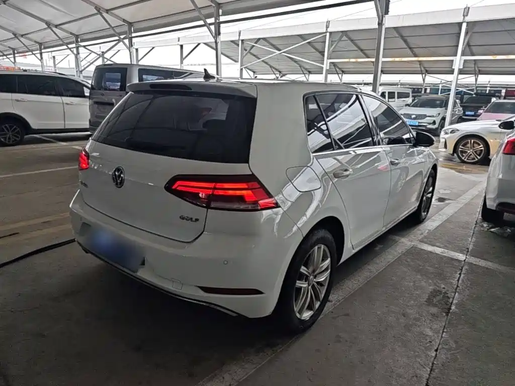 Volkswagen Golf — миниатюра 7
