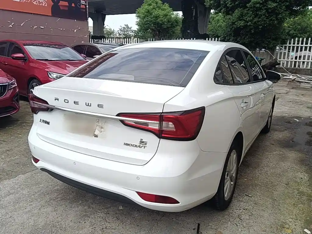 Roewe i5 — миниатюра 7
