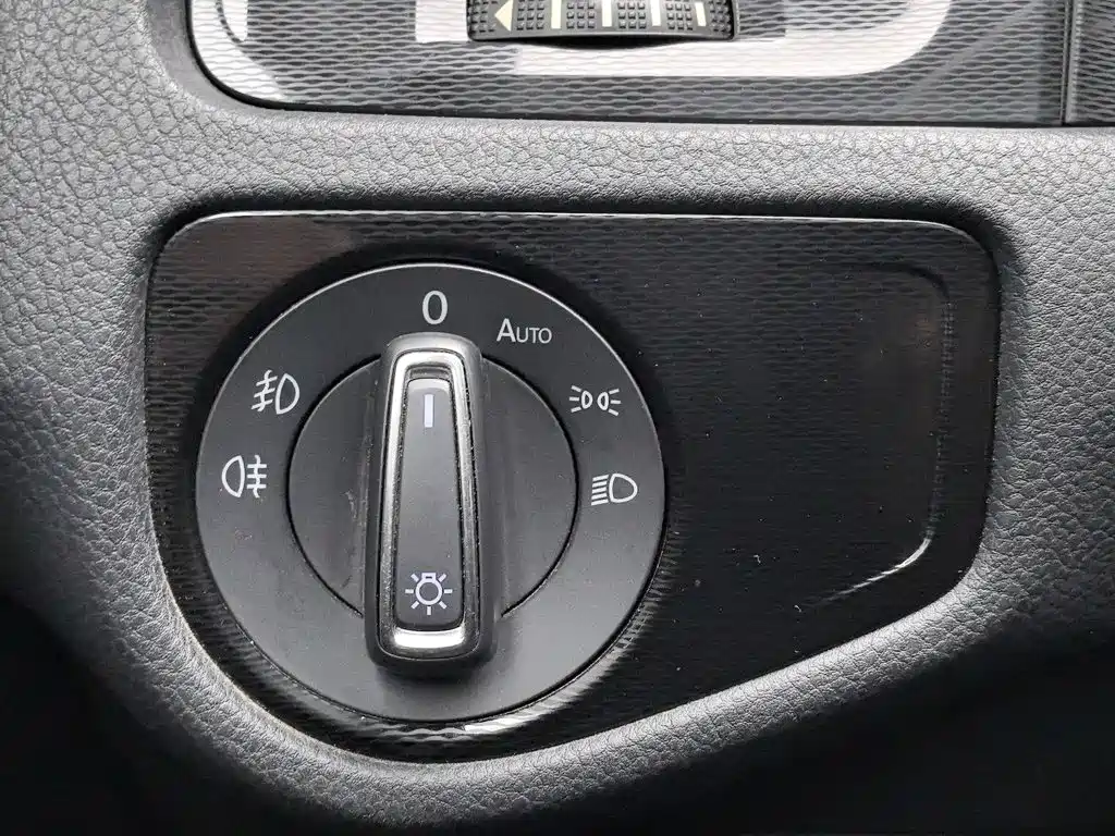 Volkswagen Golf GTI — миниатюра 21