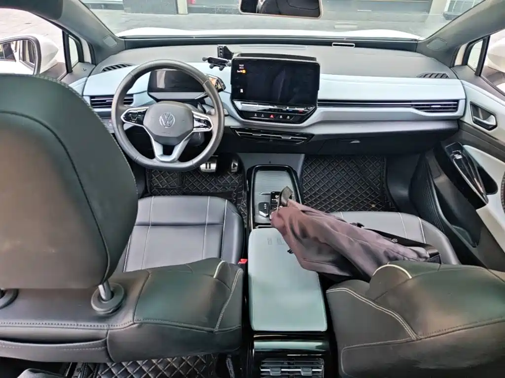 Volkswagen ID.4 X — миниатюра 10