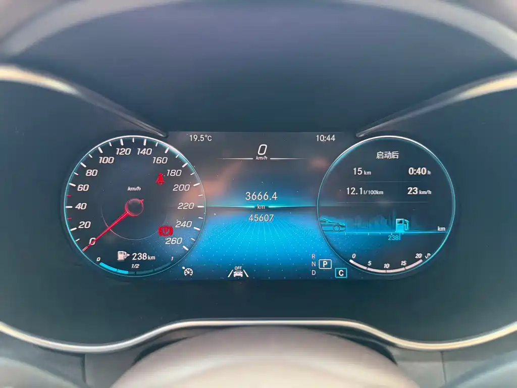 Mercedes-Benz GLC — миниатюра 7
