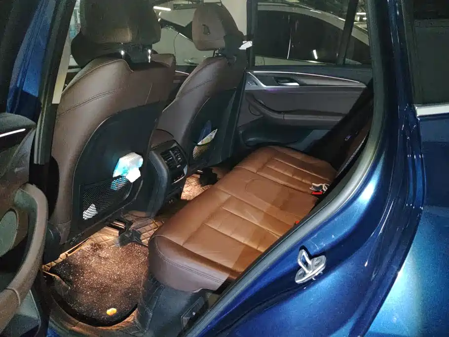 BMW X3 — миниатюра 11