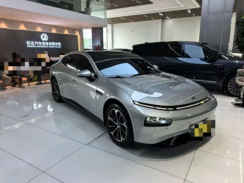 XPeng P7 — миниатюра 3