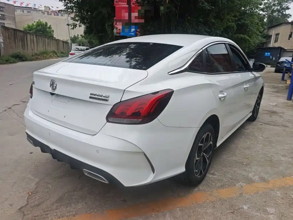 MG MG5 — миниатюра 7