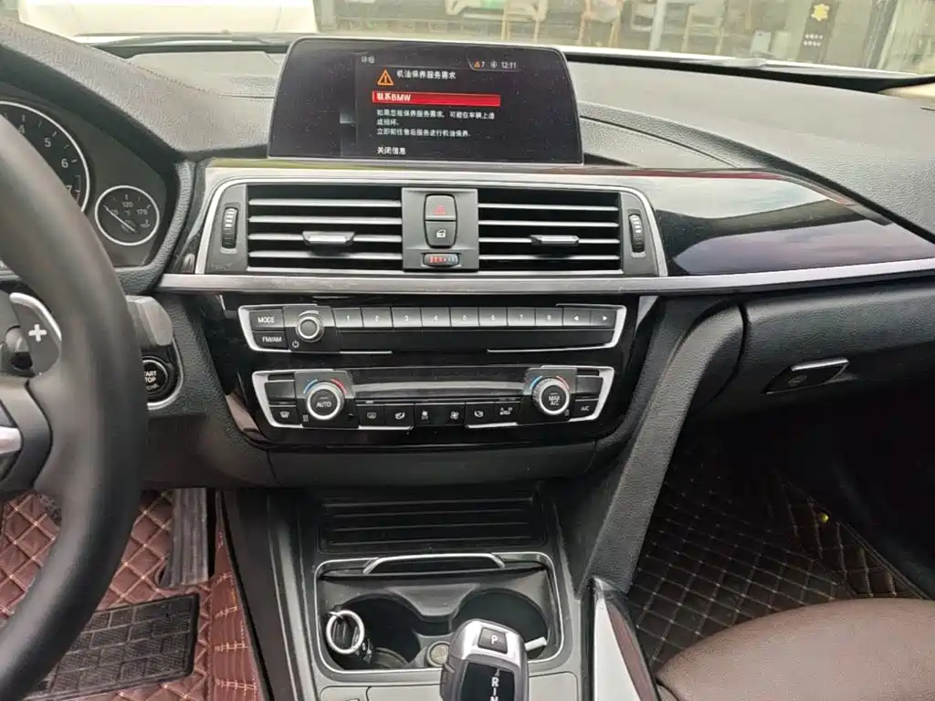 BMW 3 Series — миниатюра 13