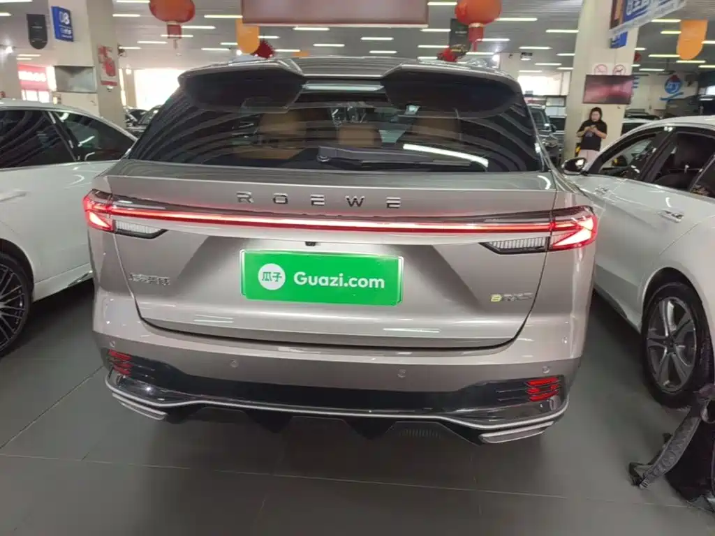Roewe RX5 New Energy — миниатюра 6