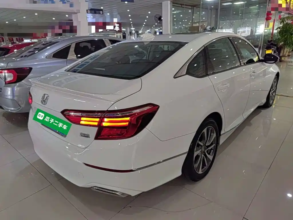 Honda Inspire — миниатюра 7