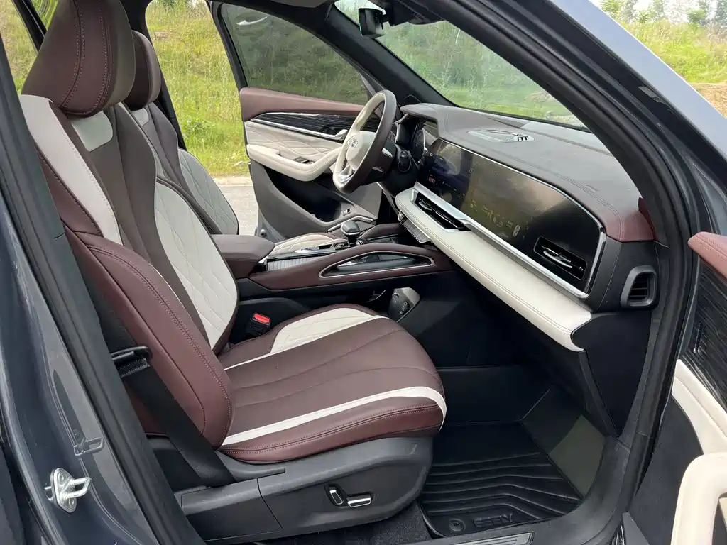 Geely Xingyue L — миниатюра 17