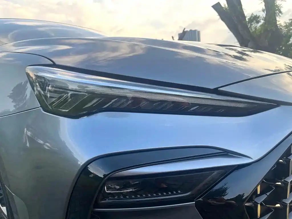 MG MG6 — миниатюра 5