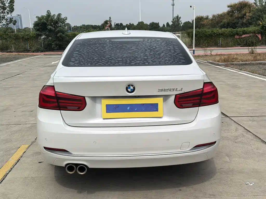 BMW 3 Series — миниатюра 15