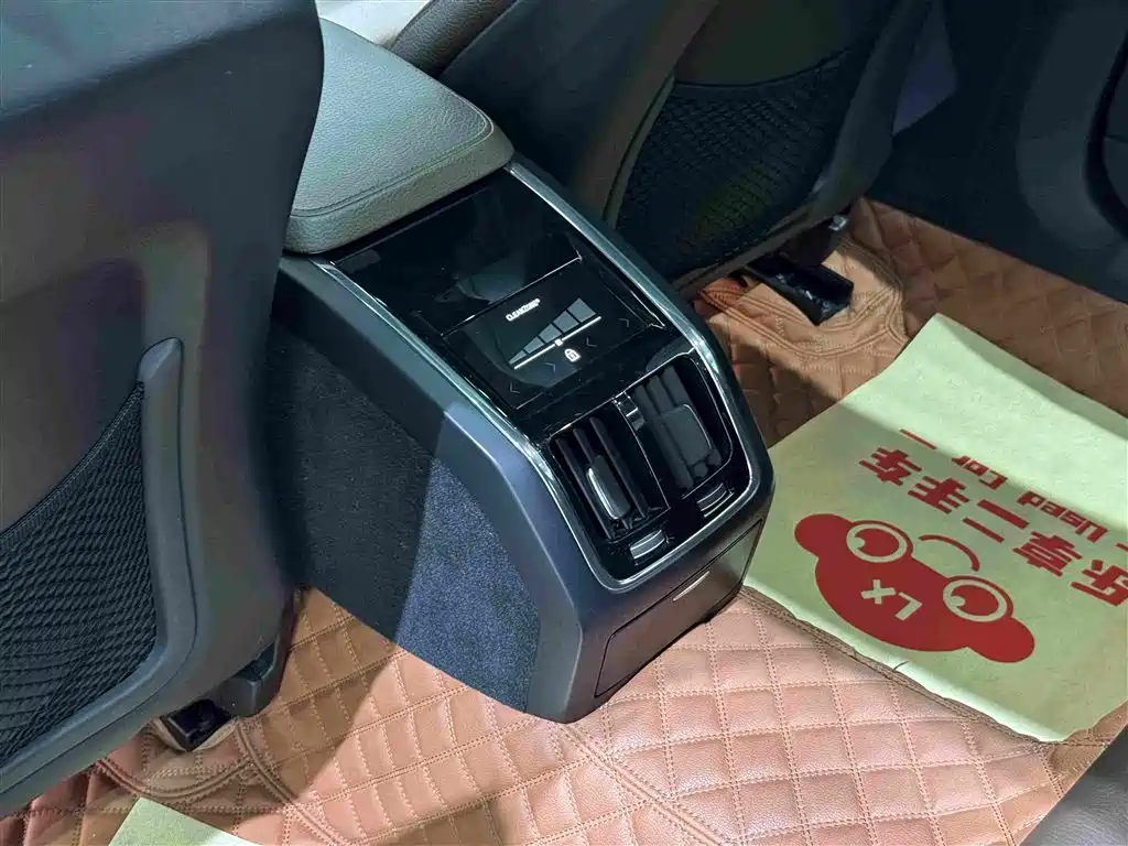 Volvo S90 — миниатюра 24