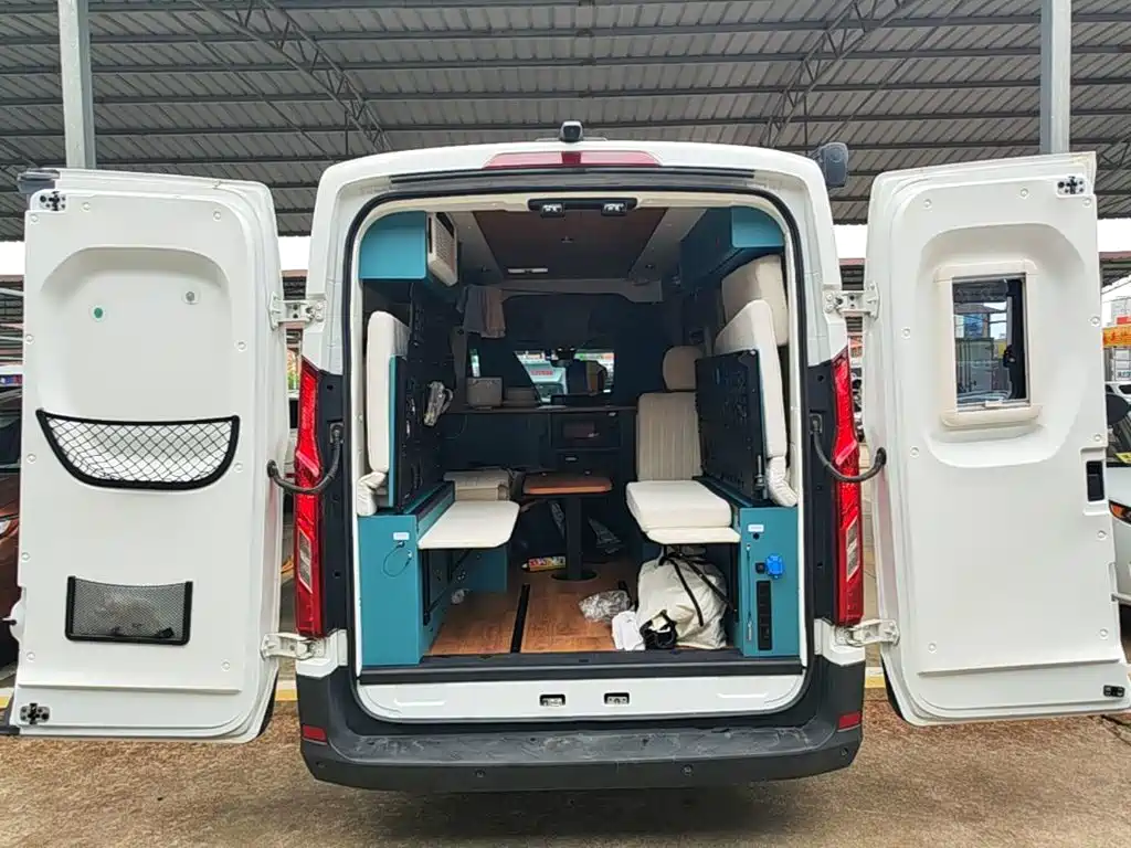 MAXUS V90 RV — миниатюра 19
