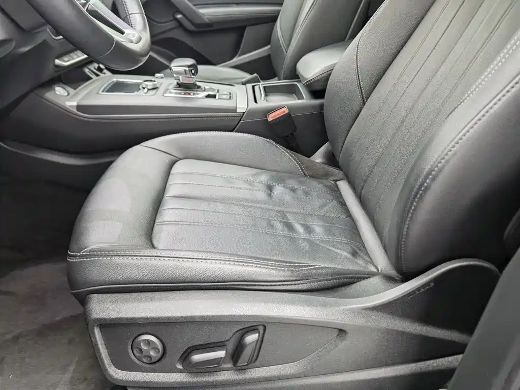 Audi Q5L — миниатюра 20