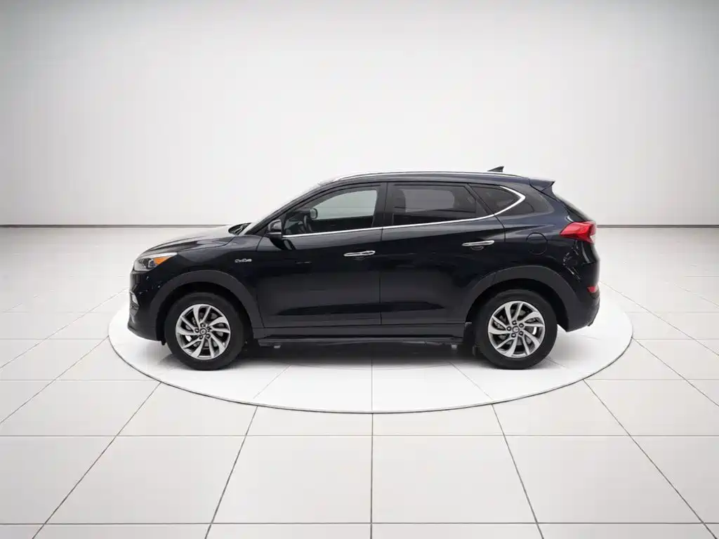 Hyundai Tucson — миниатюра 25