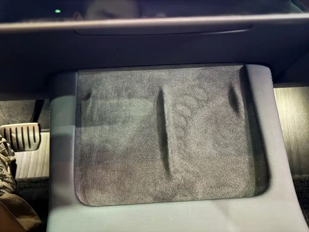 Tesla Model 3 — миниатюра 17