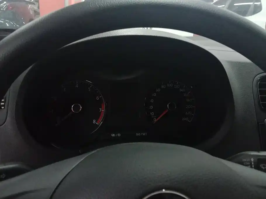 Volkswagen Polo — миниатюра 14