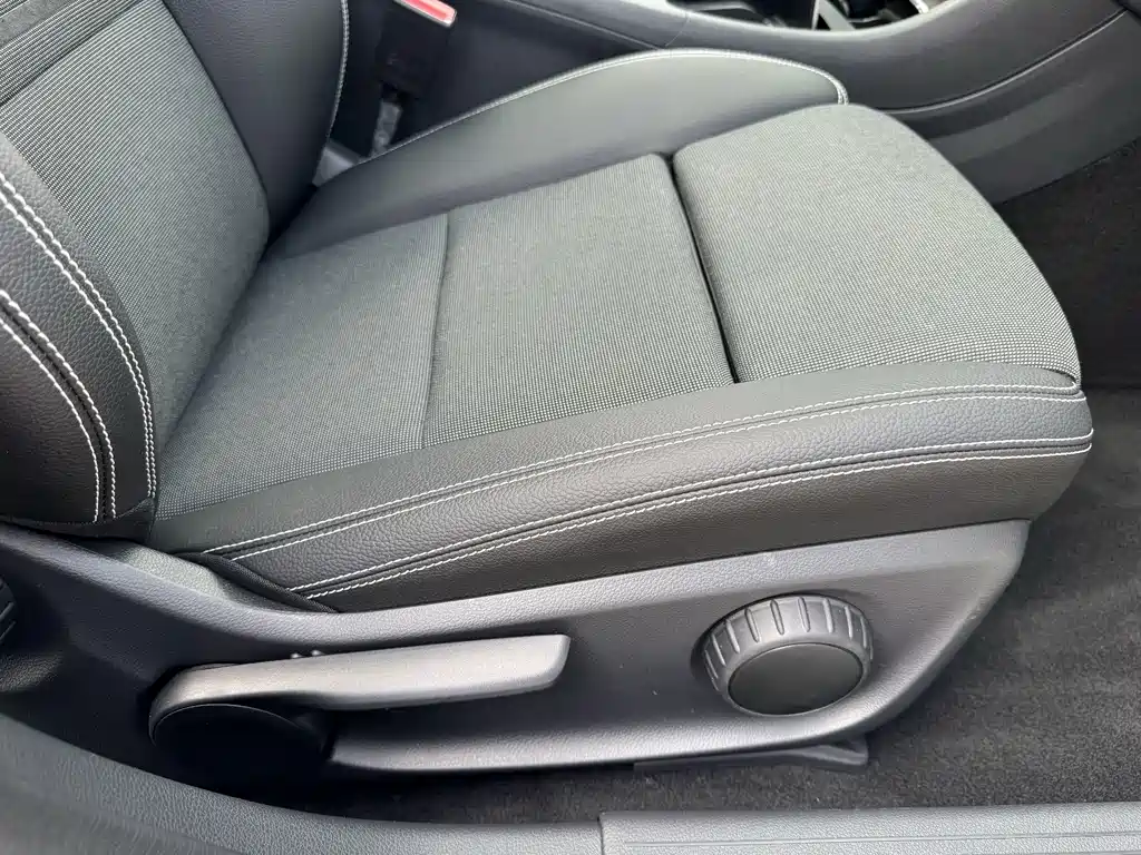 Mercedes-Benz A-Class (Import) — миниатюра 25
