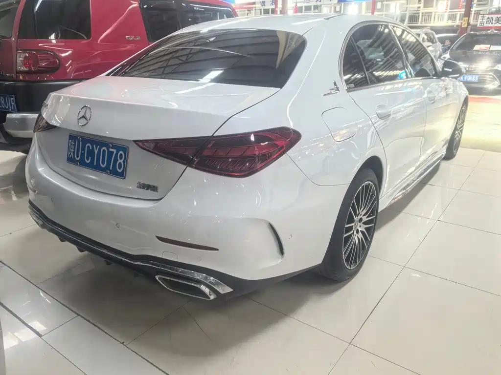 Mercedes-Benz C-Class — миниатюра 4