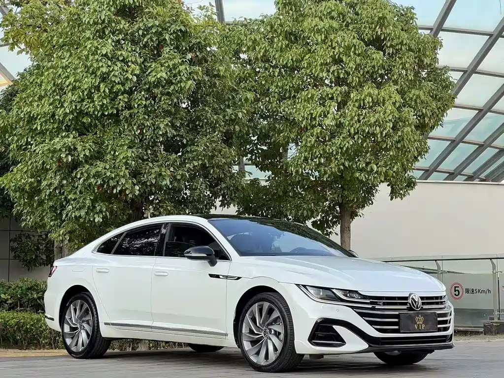 Volkswagen CC — миниатюра 3