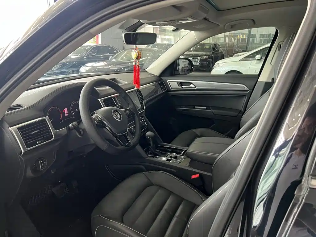 Volkswagen Teramont — миниатюра 4