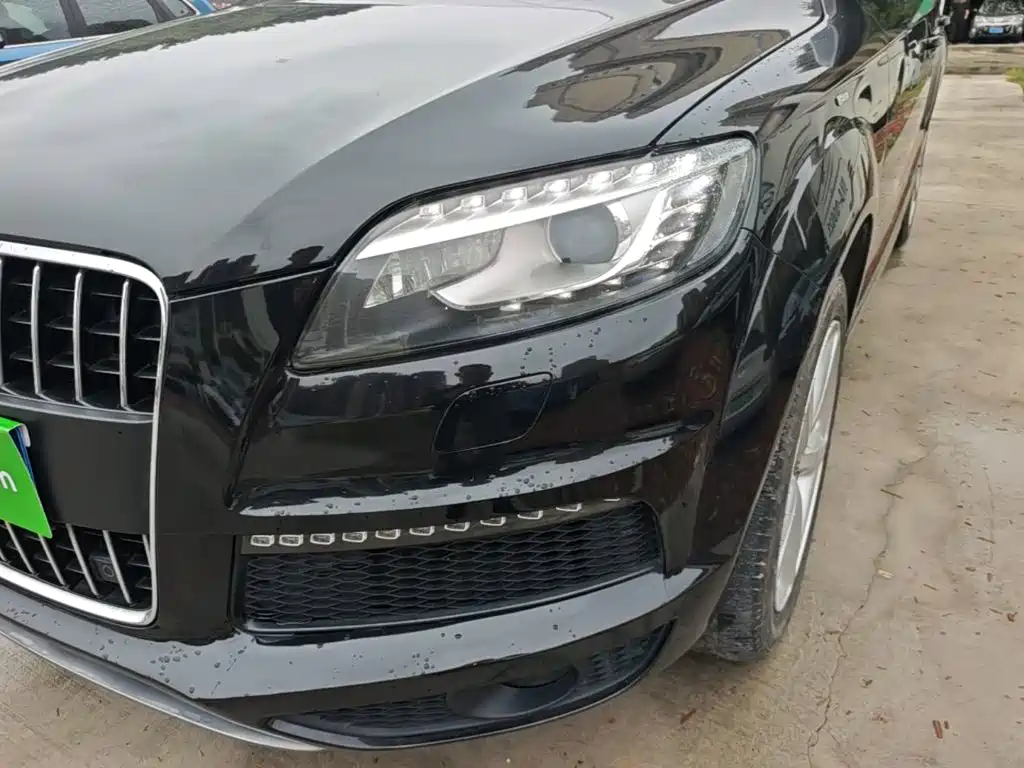 Audi Q7 — миниатюра 24