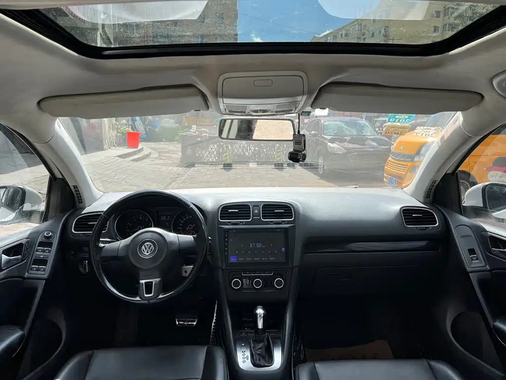Volkswagen Golf — миниатюра 7
