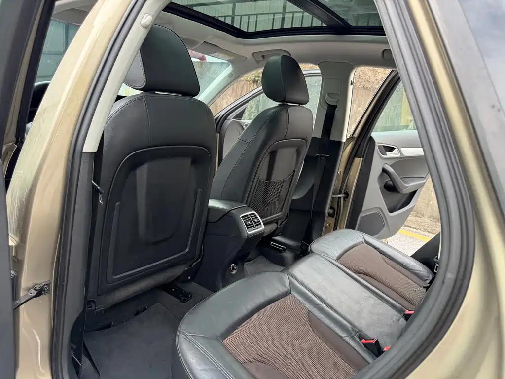 Audi Q3 — миниатюра 10