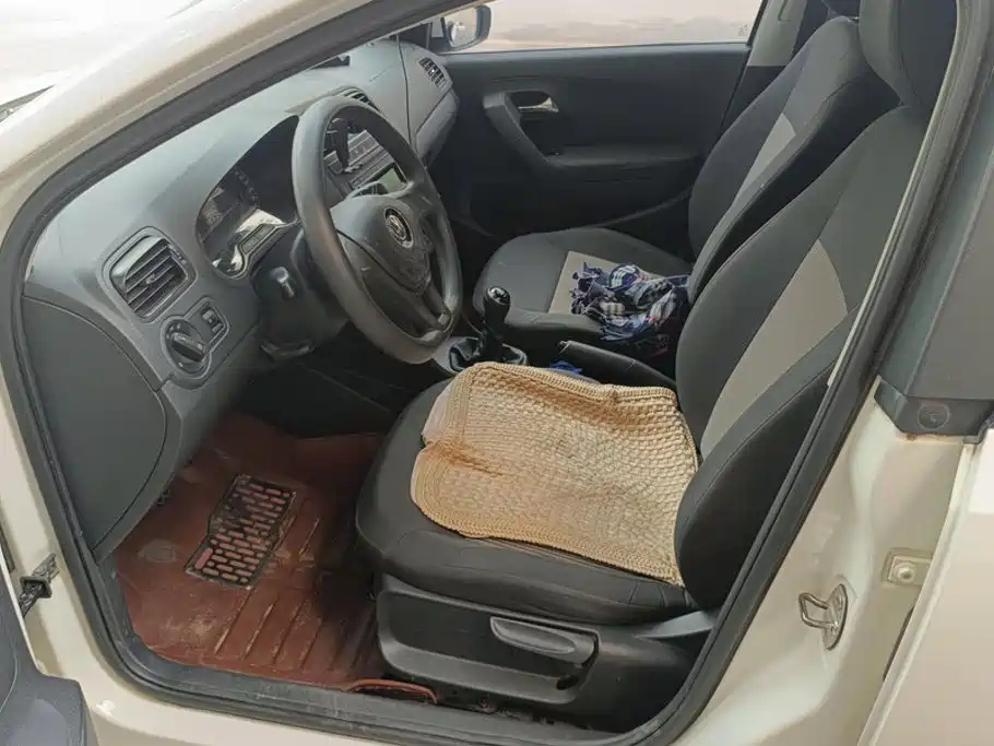 Volkswagen Polo — миниатюра 9