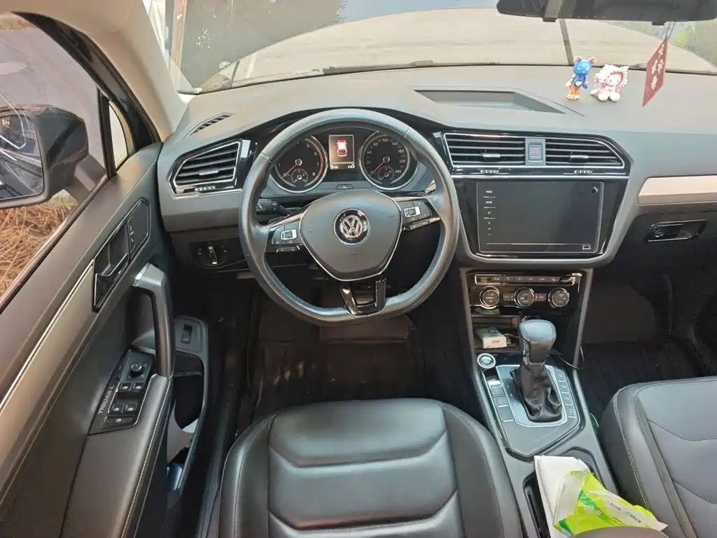 Volkswagen Tiguan L — миниатюра 3