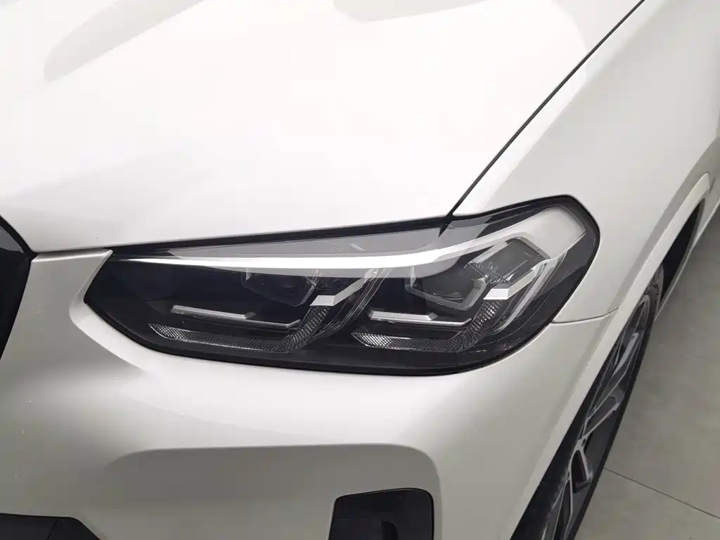 BMW X3 — миниатюра 7