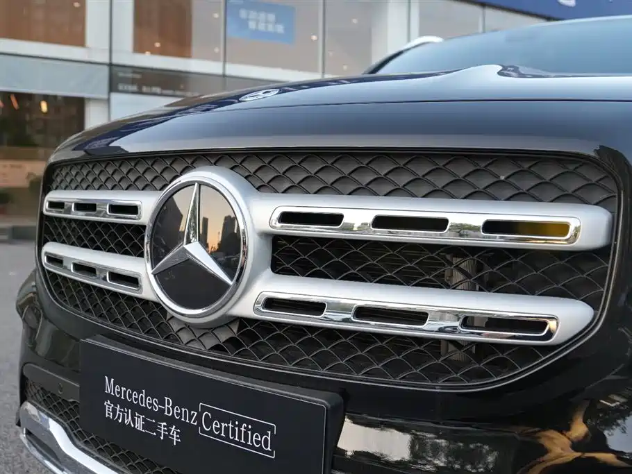 Mercedes-Benz GLB — миниатюра 2