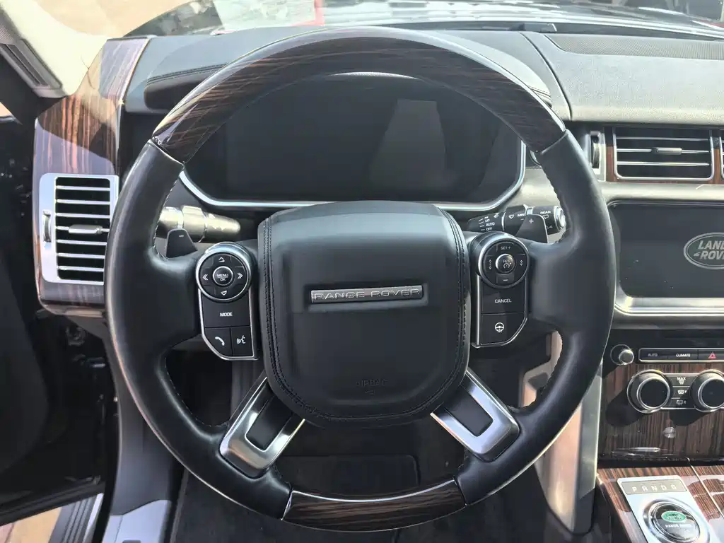 Land Rover Range Rover — миниатюра 18